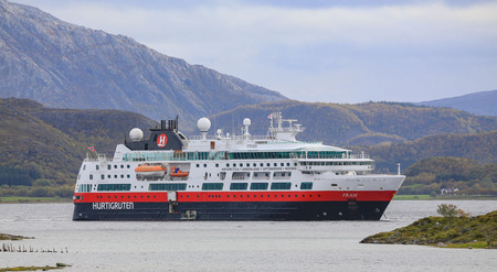 Cruise Travel Agent